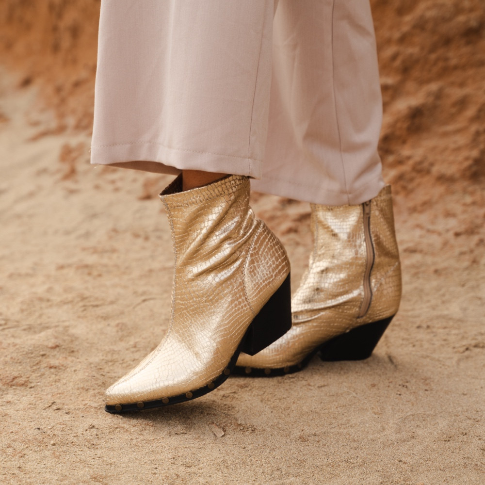 corina-bottines-or-m4741